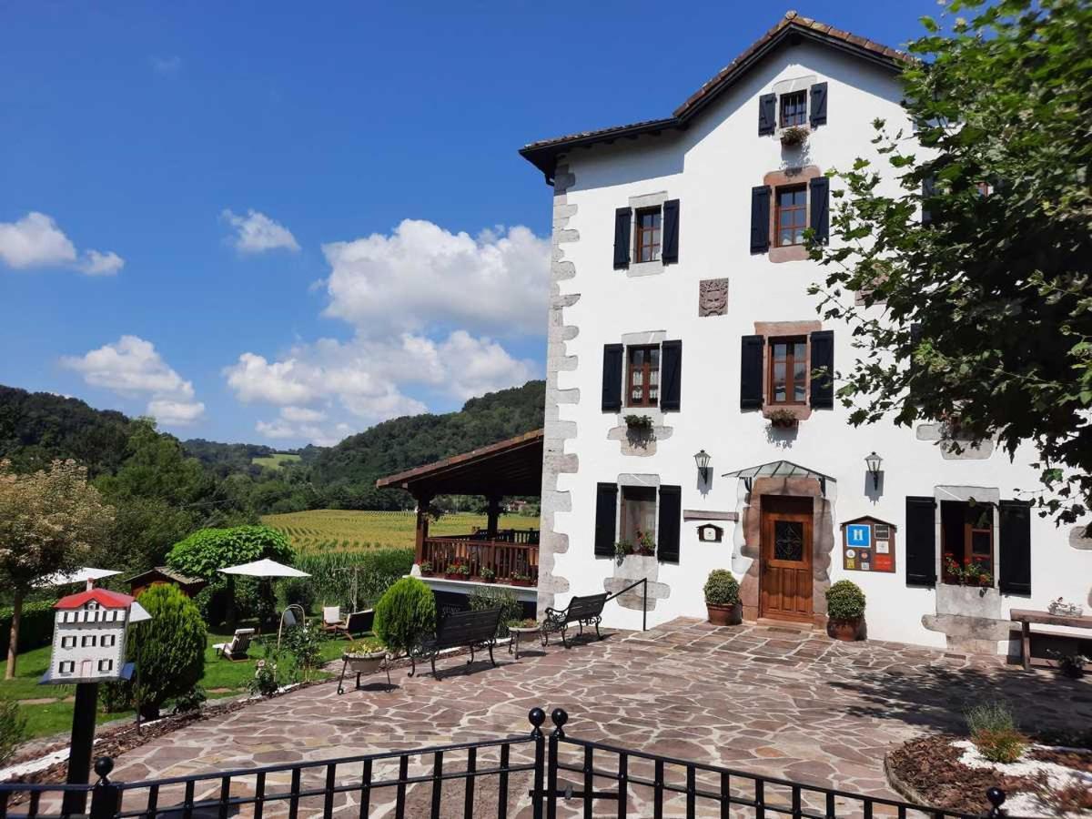 Hotel Rural Irigoienea Urdax 외부 사진